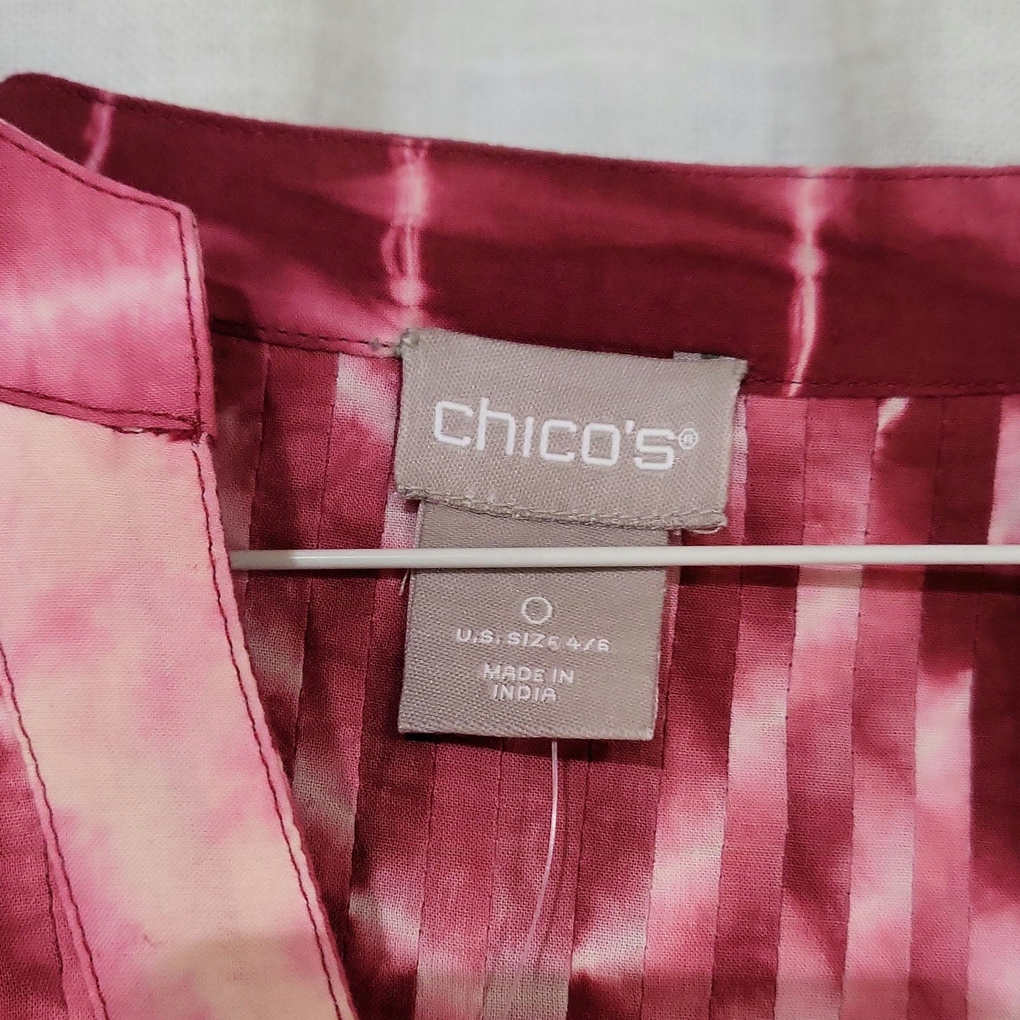 Chico’s small Tie-Dye Pintuck Peasant Tunic Blouse Cherry Red size 0 NEW