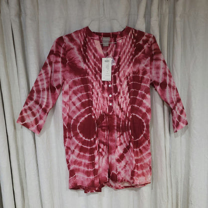 Chico’s small Tie-Dye Pintuck Peasant Tunic Blouse Cherry Red size 0 NEW