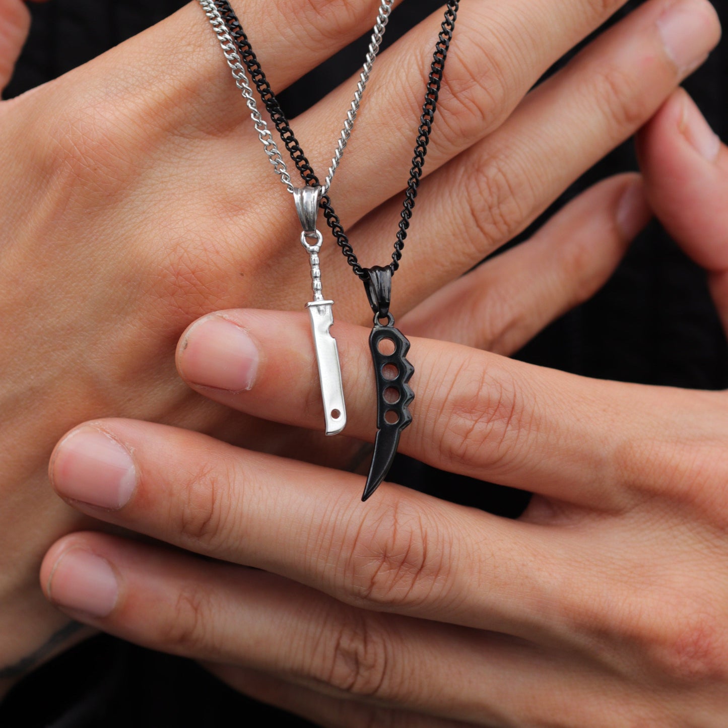 Naruto™ Zabuza's Sword Pendant