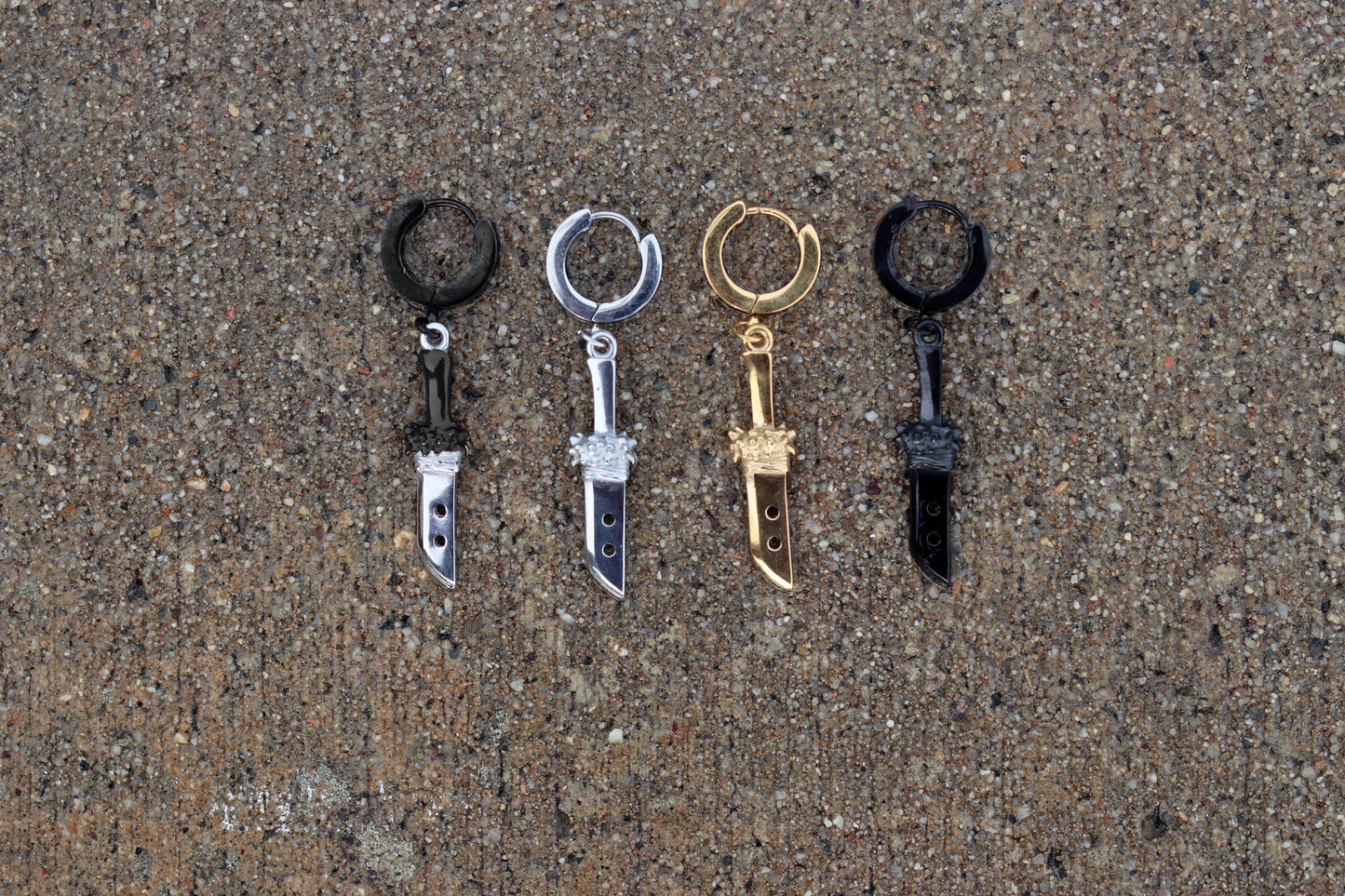 Jujutsu Kaisen™ Yuji's Slaughter Demon Earring - Secondhand Readers