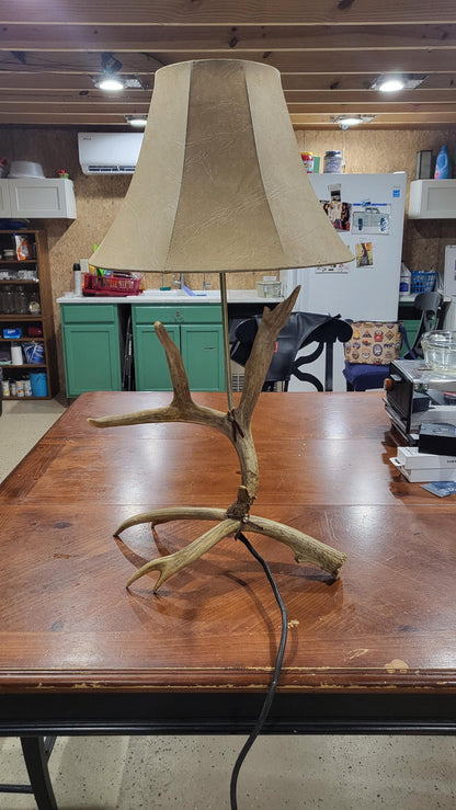 Vintage Deer Antler Table Lamp Rustic Lodge Cabin Decor