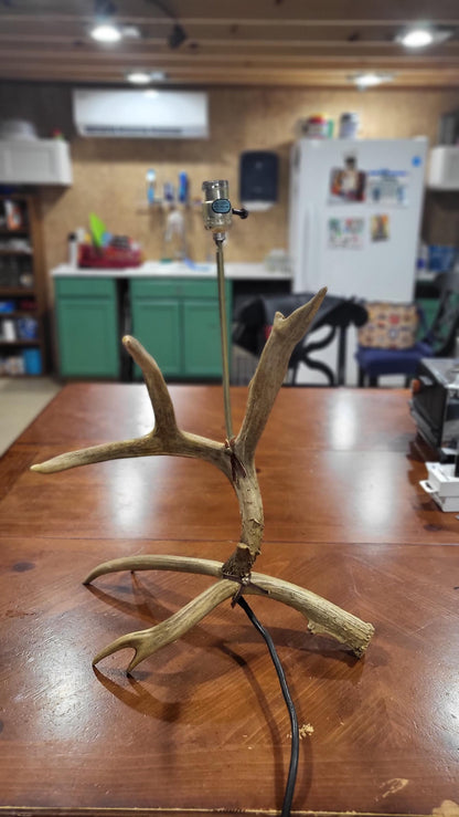Vintage Deer Antler Table Lamp Rustic Lodge Cabin Decor