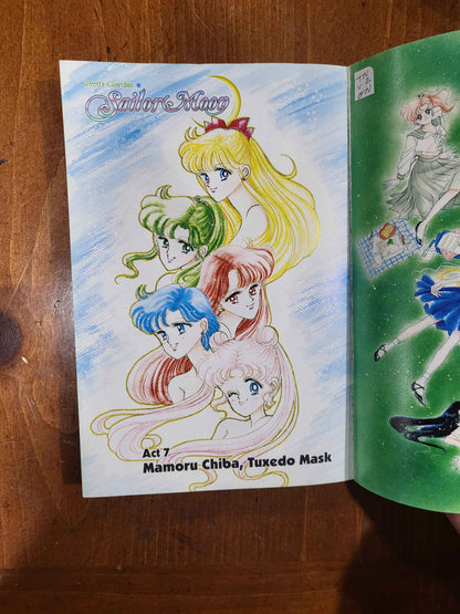 Sailor Moon Vol. 2 - Naoko Takeuchi - Paperback, 2003 - Used, Good